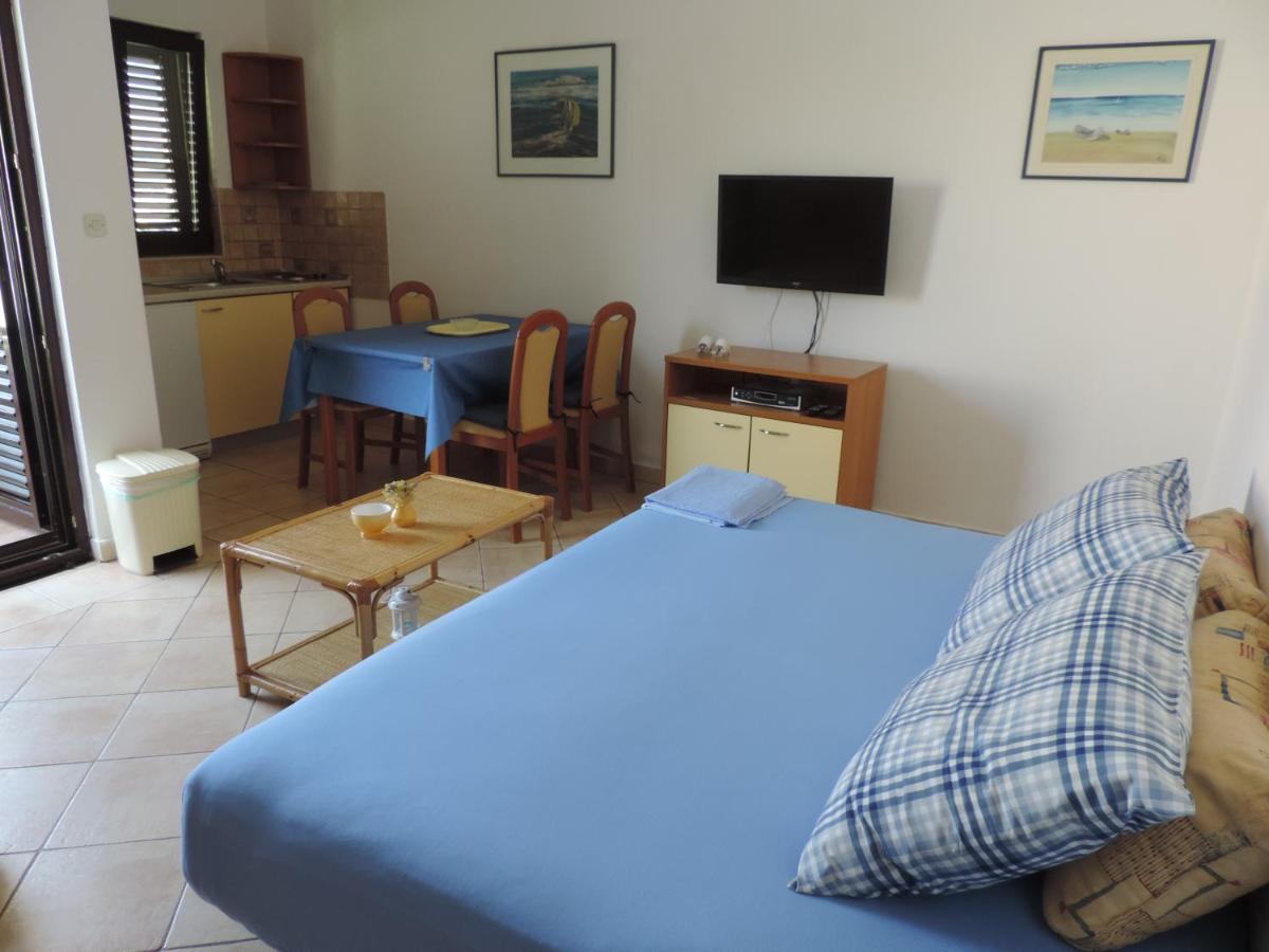 Apartmani Lavanda Pag Town Dış mekan fotoğraf