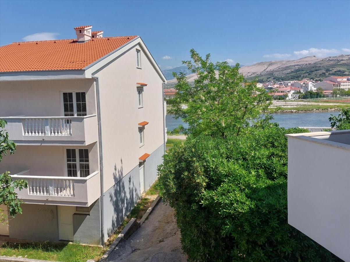 Apartmani Lavanda Pag Town Dış mekan fotoğraf