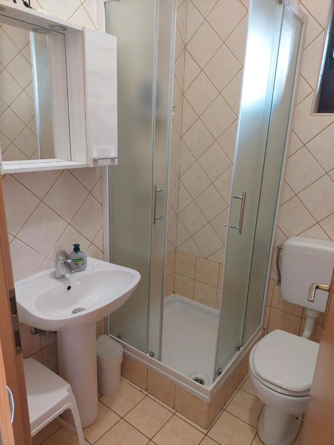 Apartmani Lavanda Pag Town Dış mekan fotoğraf