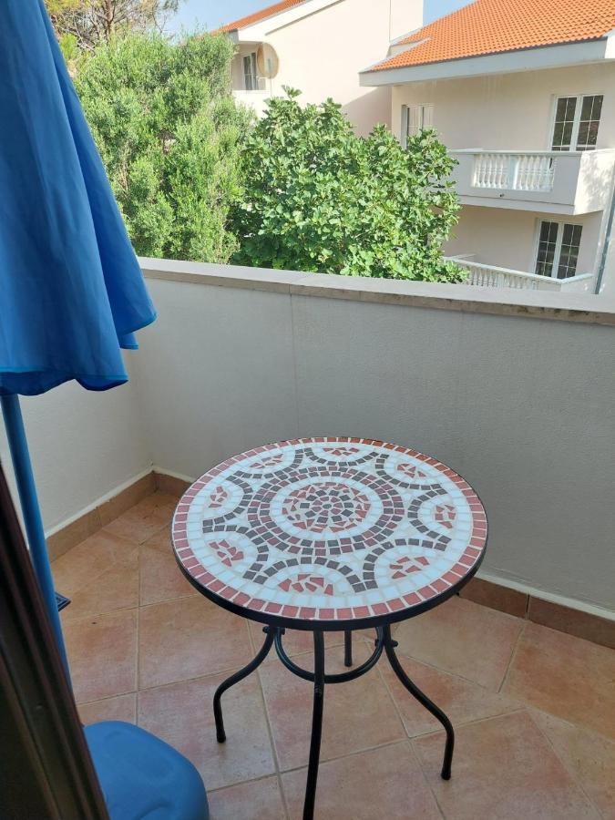 Apartmani Lavanda Pag Town Dış mekan fotoğraf