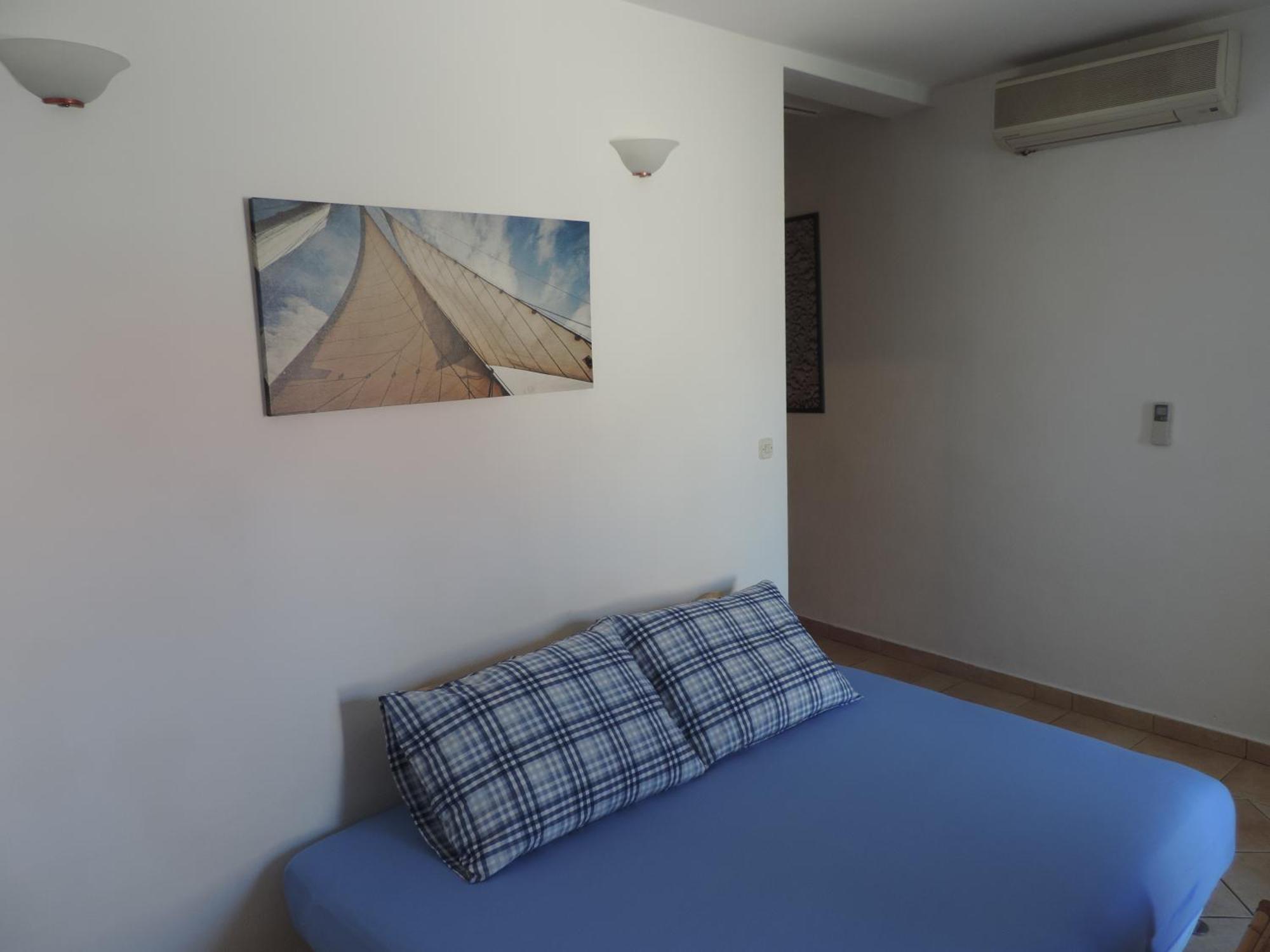 Apartmani Lavanda Pag Town Oda fotoğraf